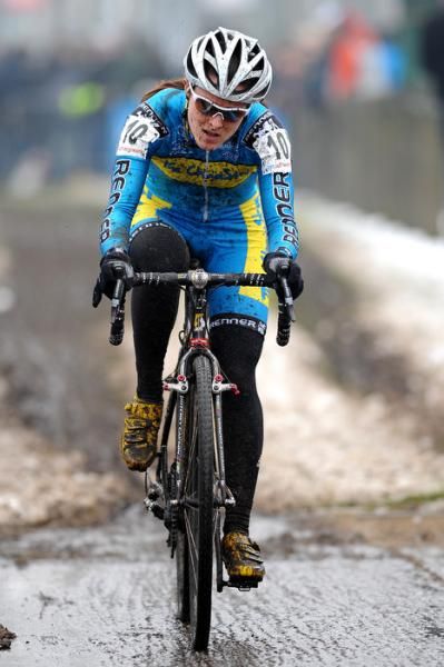 Great Britain's Gabriella Day (The ChainStay-RENNER) cracked the top ten with a 9th place finish.