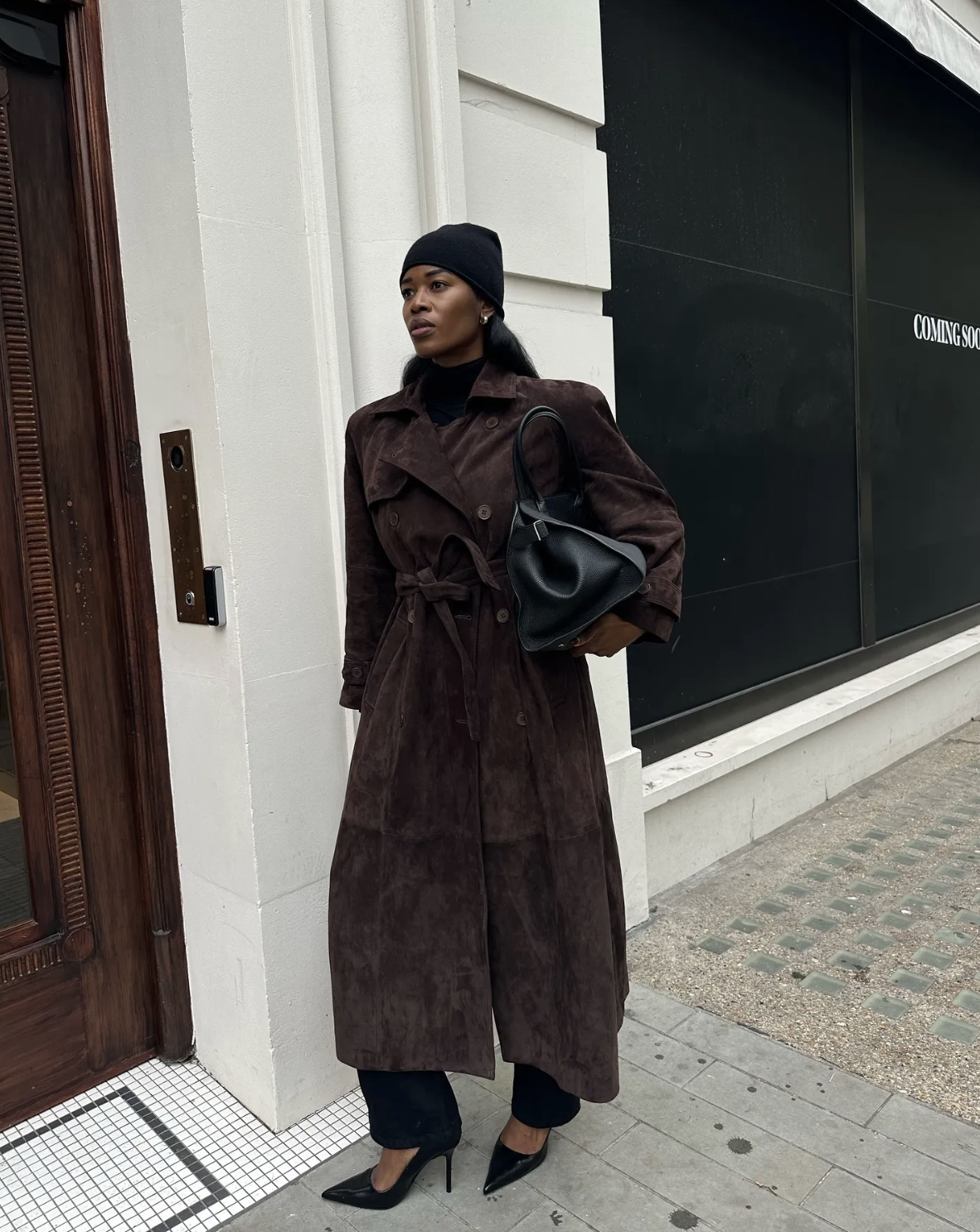 @nlmarilyn wears suede trench coat