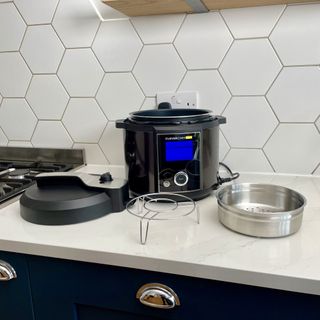 Drew & Cole Cleverchef Pro Multicooker all the parts