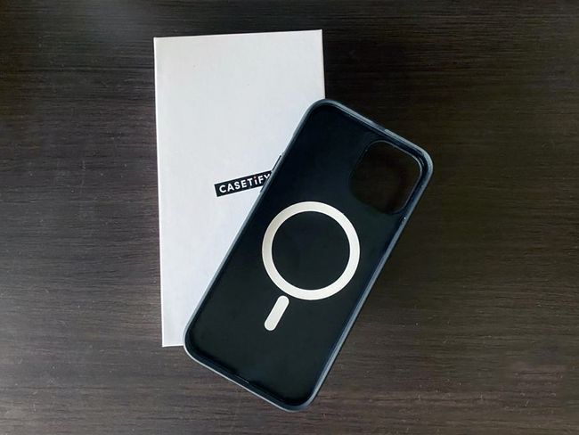 Casetify MagSafe-Compatible Custom Mirror Case review: A case that ...