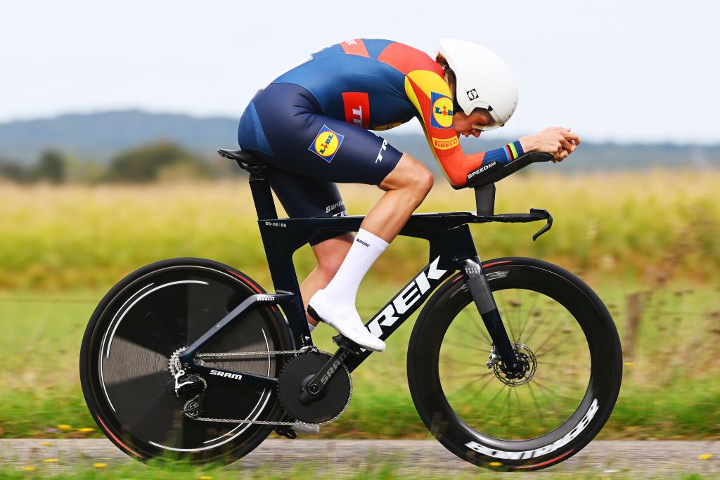 GENNEP NETHERLANDS OCTOBER 08 Ellen Van Dijk of The Netherlands and Team Lidl Trek sprints during the 26th Simac Ladies Tour 2024 Stage 1 a 101km individual time trial stage from Gennep to Gennep UCIWWT on October 08 2024 in Gennep Netherlands Photo by Luc ClaessenGetty Images