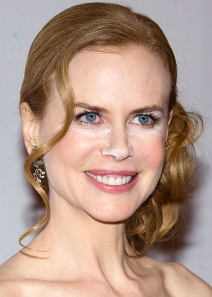 Nicole Kidman at the Nine premiere - white make-up