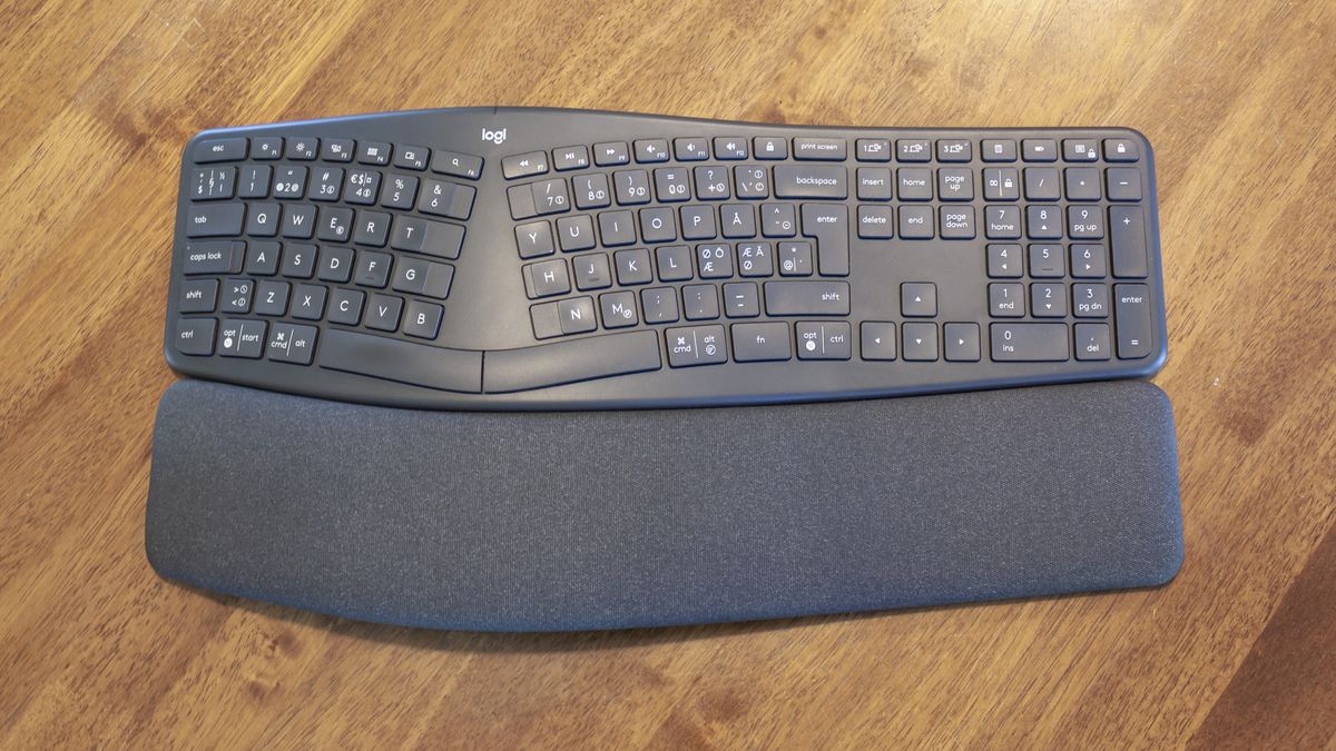 Test: Logitech Ergo K860 | TechRadar Hvil hendene på dette sprøe tastaturet Tek.no