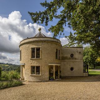 Exterior view of Round house