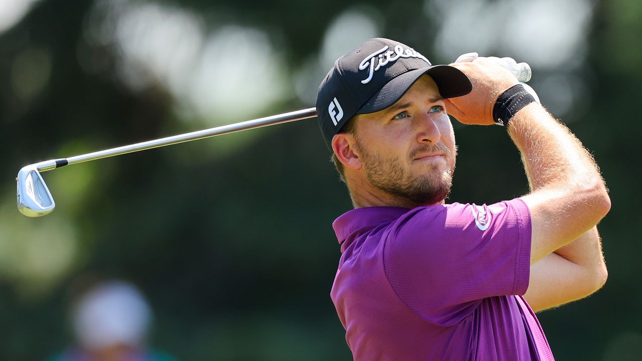 Lee Hodges of the United States plays his shot from the eighth tee during the first round of the 3M Open at TPC Twin Cities