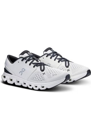 Cloud X 4 Training Shoe