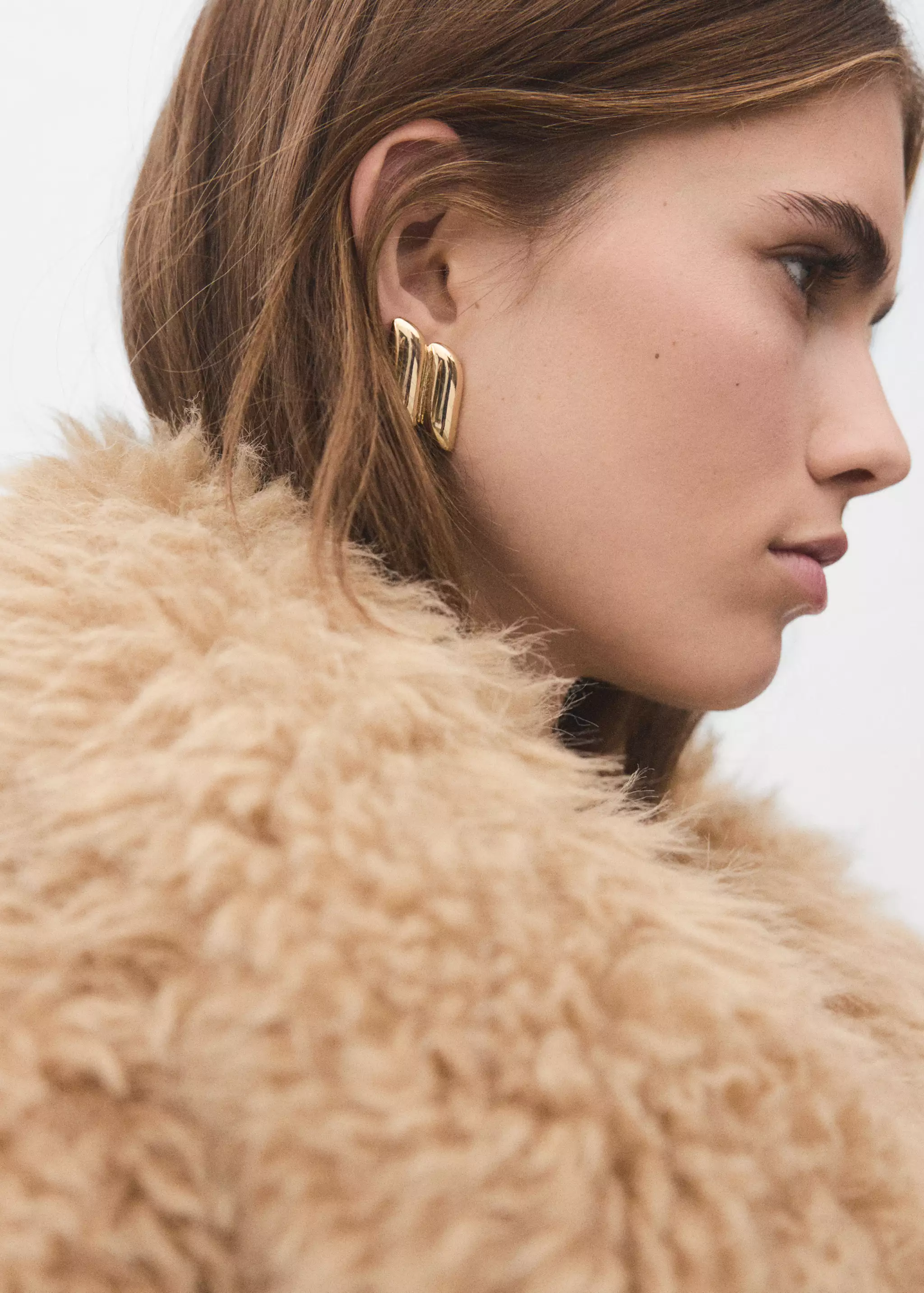 Earrings With Geometric Relief - Women | Mango United Kingdom