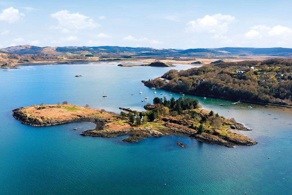 Properties for sale overlooking the sea: Harbour Island, Crinan, Lochgilphead, Argyll &amp; Bute