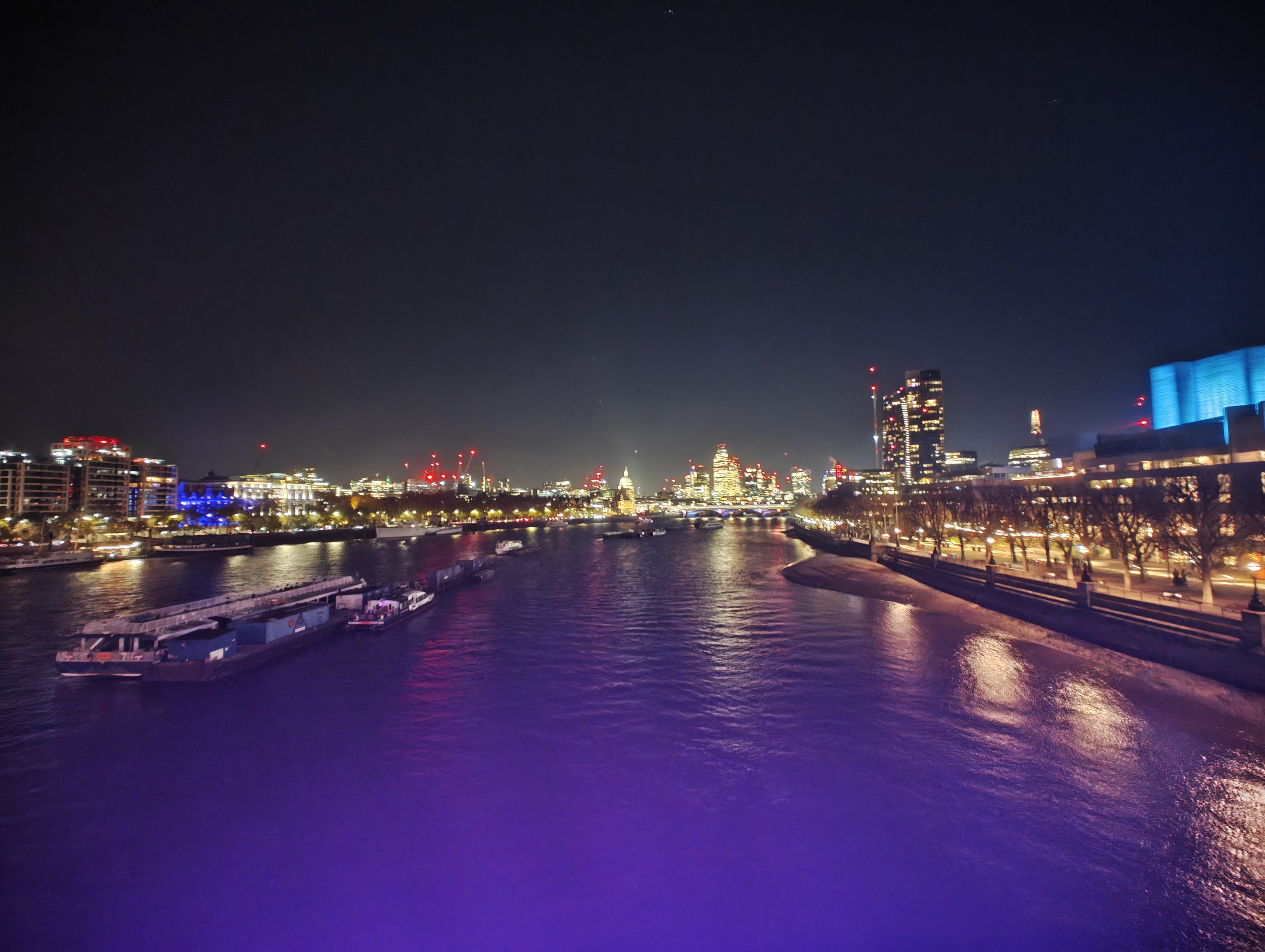 A photo of London at night taken on the Nothing Phone 3.