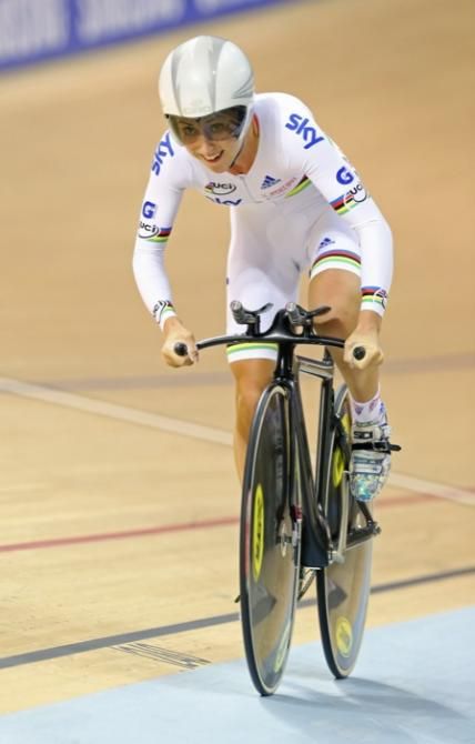 Laura Trott's fast start helped finish second in the 500m time trial to win the omnium competition overall