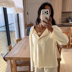 Monikh wears the henley t-shirt trend