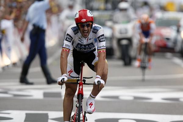Fabian Cancellara (Team Saxo Bank) roars across the finish line.
