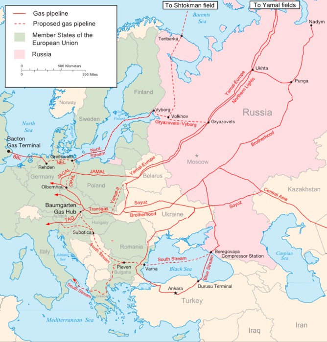 Major pipelines bringing gas East to West.