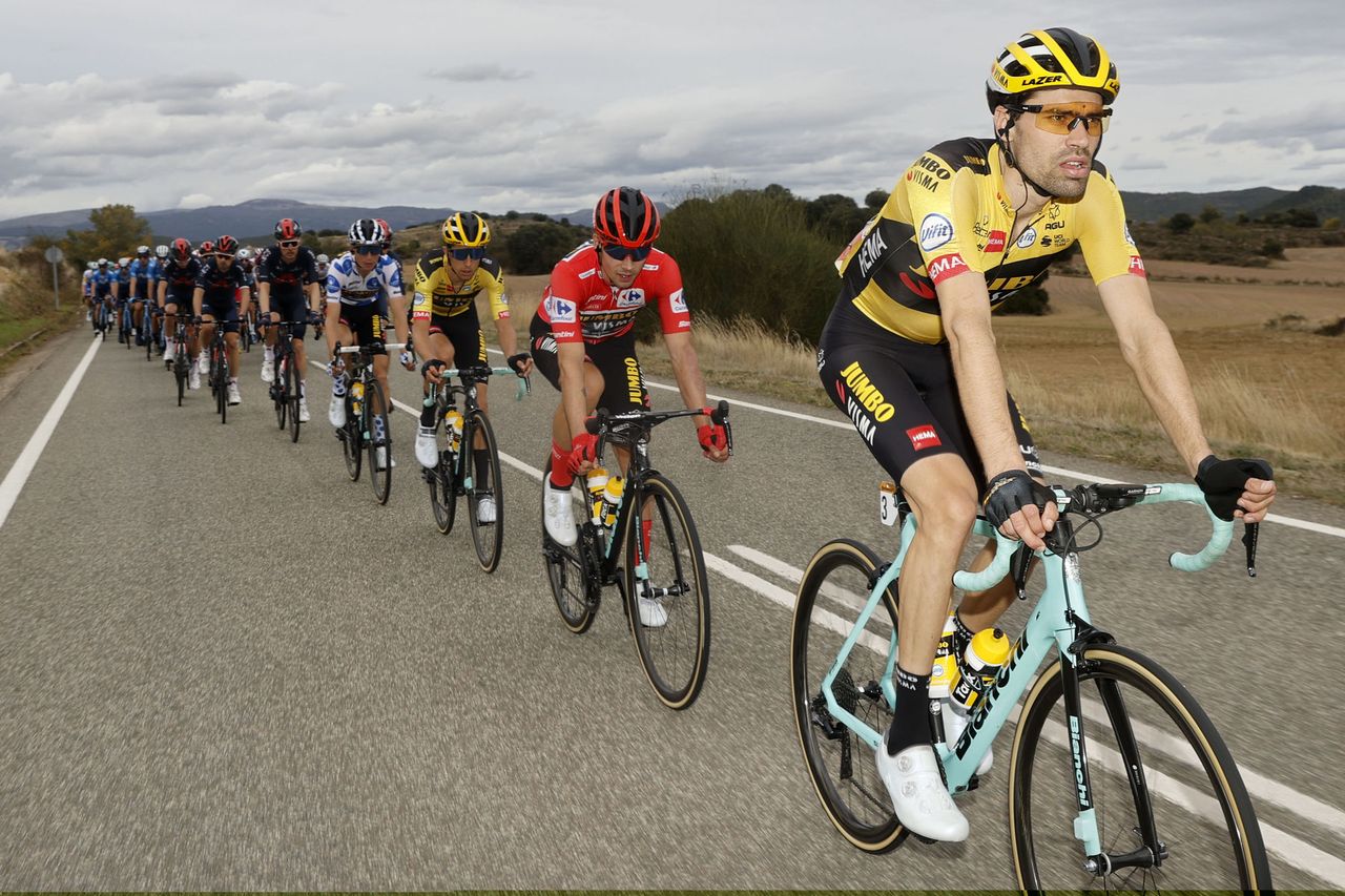 Cycling: Vuelta Espa&Atilde;&plusmn;a 2020 / Tour Spain 2020 / 2 Etapa / 2 Stage /
BUNCH / PELOTON / ROGLIC, Primoz (SLO) DUMOULIN, Tom (NED) /
Pamplona - Lekunberri (151,6 km) 21-10-2020/
Vuelta Espa&Atilde;&plusmn;a 2020 / Tour Spain 2020 / 2 Etapa / 2 Stage /
Luis Angel Gomez
&Acirc;&copy;PHOTOGOMEZSPORT2020