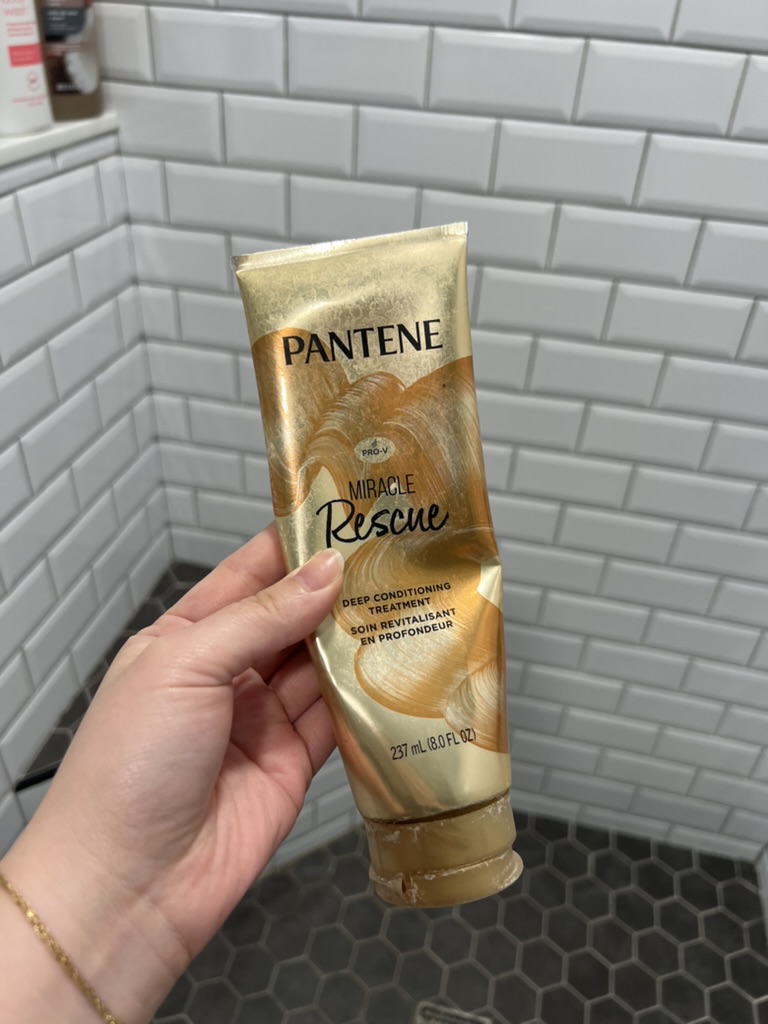 Catharine Malzahn using Pantene Deep Conditioner