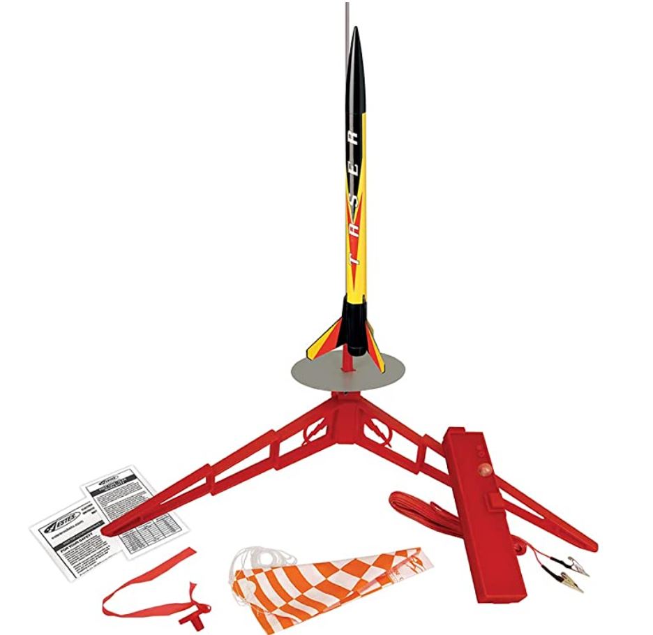 Estes model rockets launch into Cyber ...