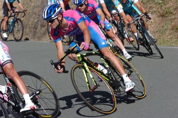 Michele Scarponi (Lampre - ISD) follows the race leader