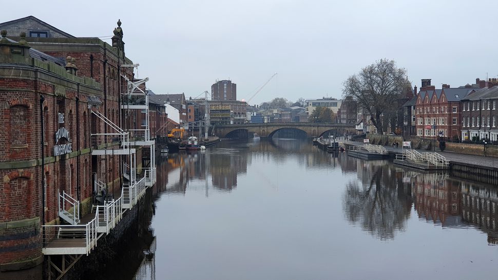 Here's what a major Assassin's Creed Valhalla city looks like today