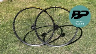 Nukeproof Horizon V2 wheels