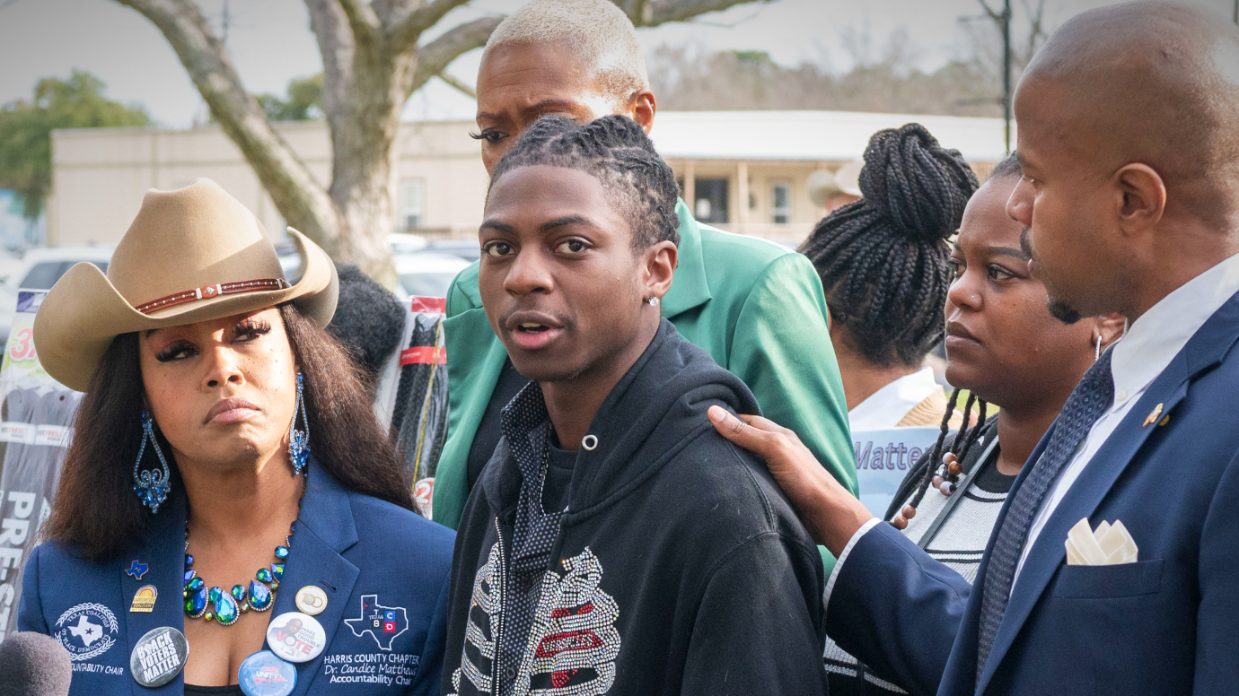 Black student's hair-based suspension did not violate Texas law, judge ...