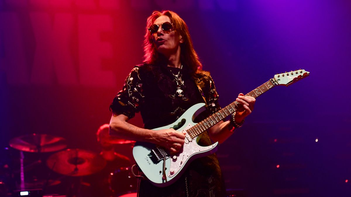 Steve Vai