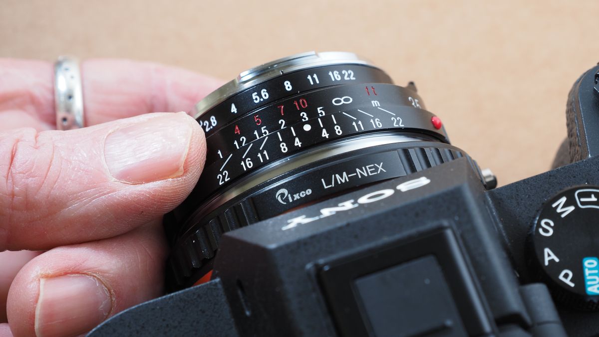 Manual focus lenses helped me rediscover the magic of depth of field ...