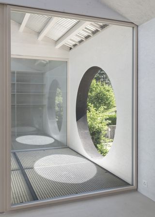 Leopold Banchini interior circular window