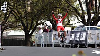 Darren Lapthorne takes a solo victory in a weather-shortened Launceston to New Norfolk Classic