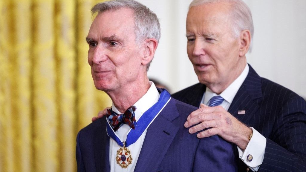 WASHINGTON, DC - JANUARY 4: Science advocate and television host Bill Nye is awarded the Presidential Medal of Freedom by U.S. President Joe Biden in the East Room of the White House on January 4, 2025 in Washington, DC. President Biden is awarding 19 recipients with the nation&#039;s highest civilian honor.