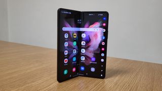 Samsung Galaxy Z Fold 3