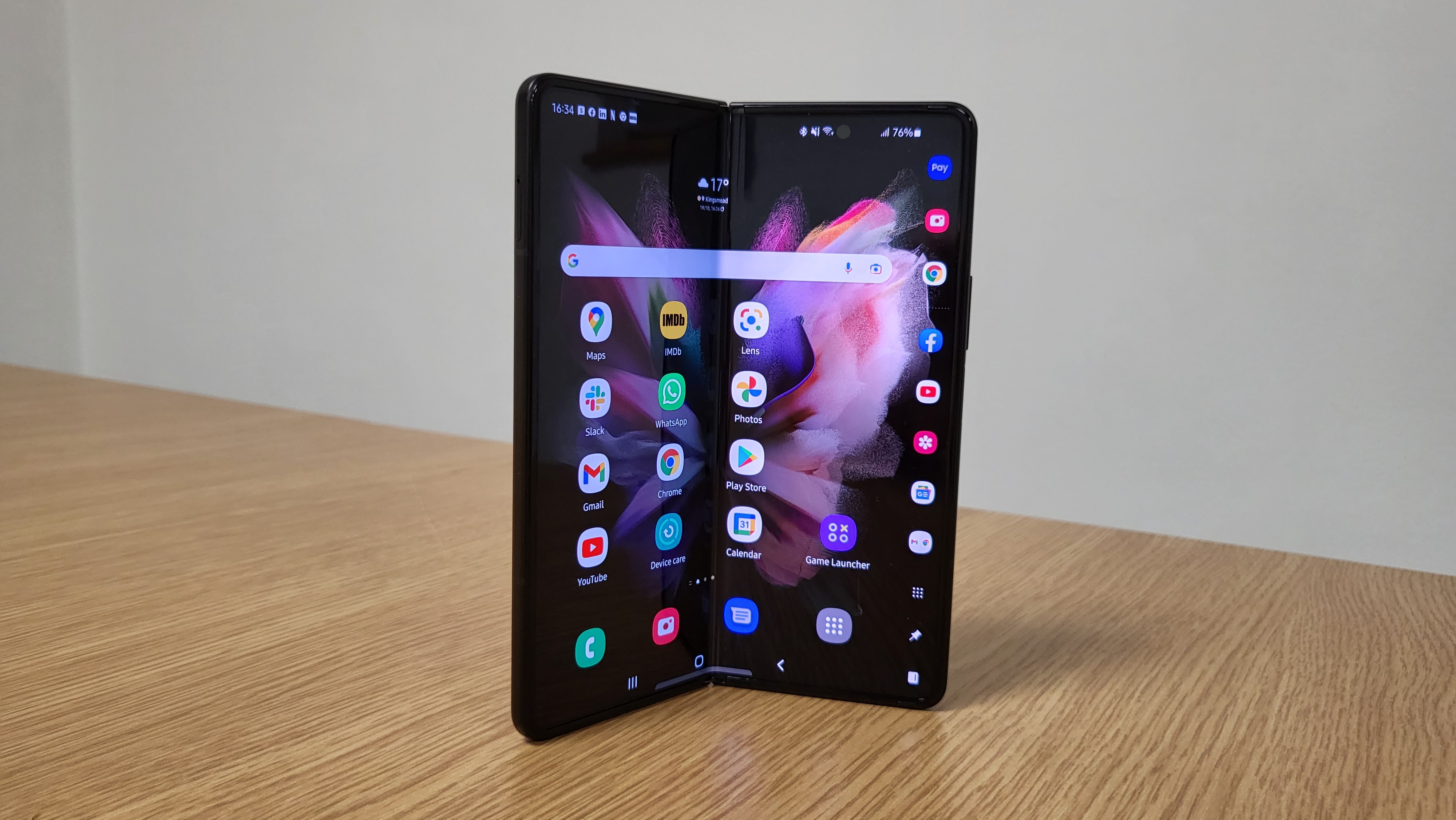 Samsung's new Galaxy Flip 3, Galaxy Fold 3 promise better performance,  durability and more: Digital Photography Review