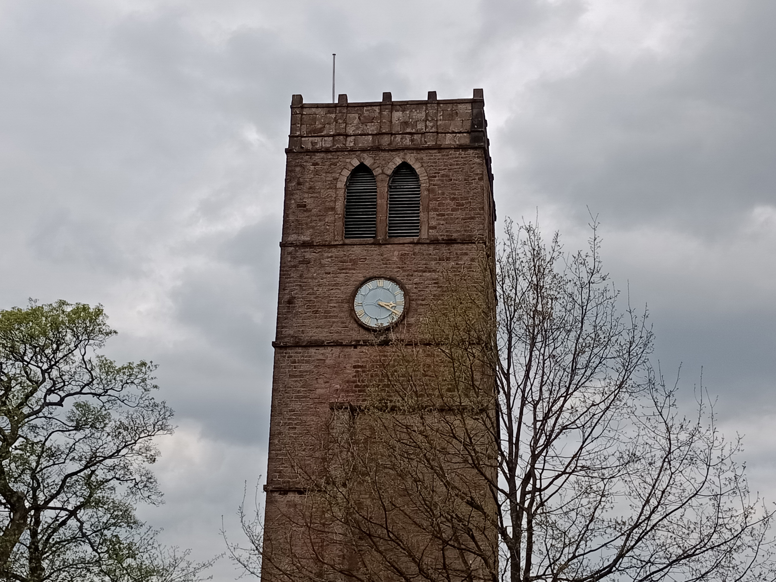 Moto G22 camera sample showing a church tower zoomed in