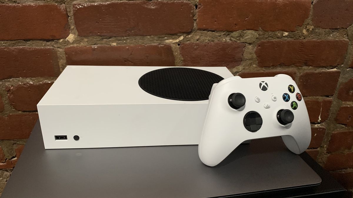 The Xbox Series S is selling for a low $250—the best price we've seen in  two years