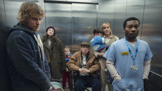  (L to R) Johnny Flynn as Connor, Andrea Riseborough as Molly, Timothy Spall as Bernie, Kate Winslet as Julia, Fisayo Akinade as Nurse Angel in Goodbye June.