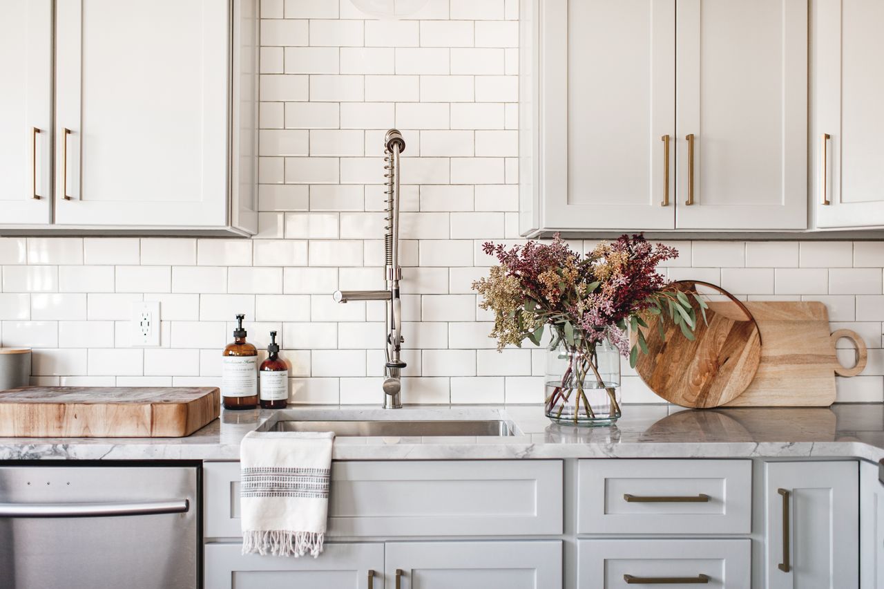 Budget kitchen remodel ideas: transform your space for less