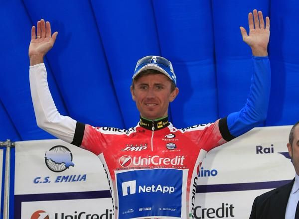 Bartosz Huzarski (Team NetApp) is the new overall leader.