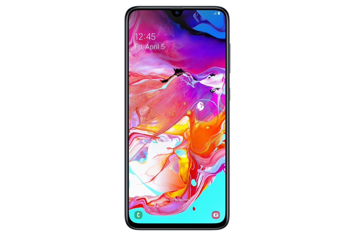 Galaxy A70 har et mer tradisjonelt design. (Bilde: Samsung)