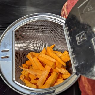 Image of air fryer during review process