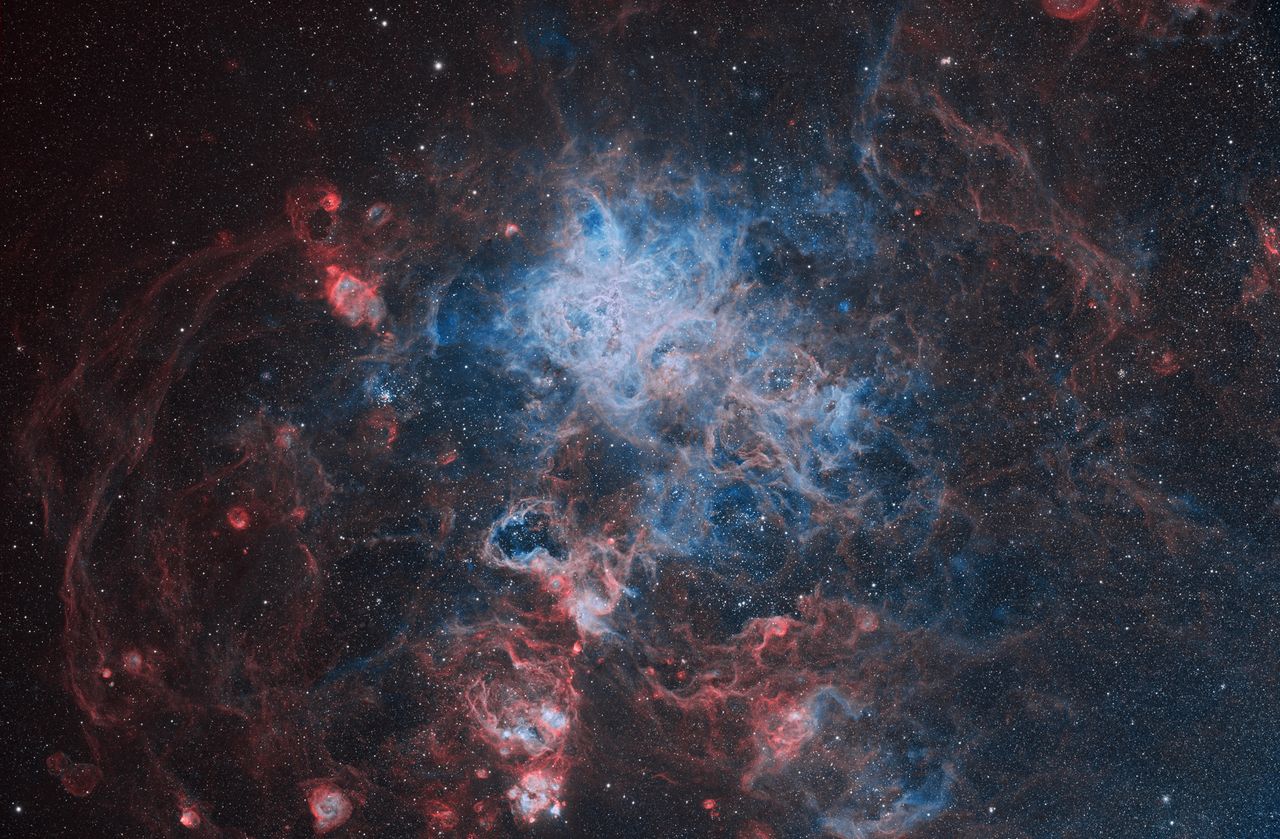 Sample images of night sky objects with the new Hyperia telescope from Vaonis.