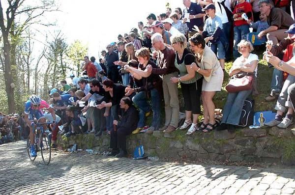 The crowds cheer on Ballan