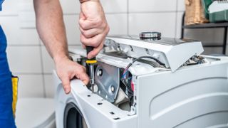 How to install a washer-dryer combo 