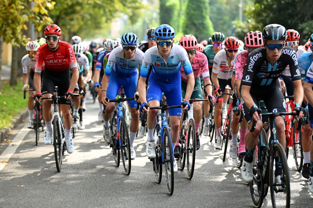 VARESE ITALY OCTOBER 04 Nicholas Schultz of Australia and Team Team BikeExchange Jayco competes during the 101st Tre Valli Varesine 2022 a 1963km one day race from Busto Arsizio to Varese 377m TreValliVaresine on October 04 2022 in Varese Italy Photo by Dario BelingheriGetty Images