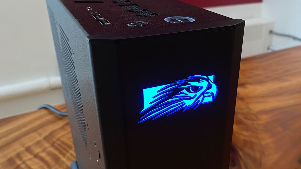 Falcon Northwest Tiki (2022)