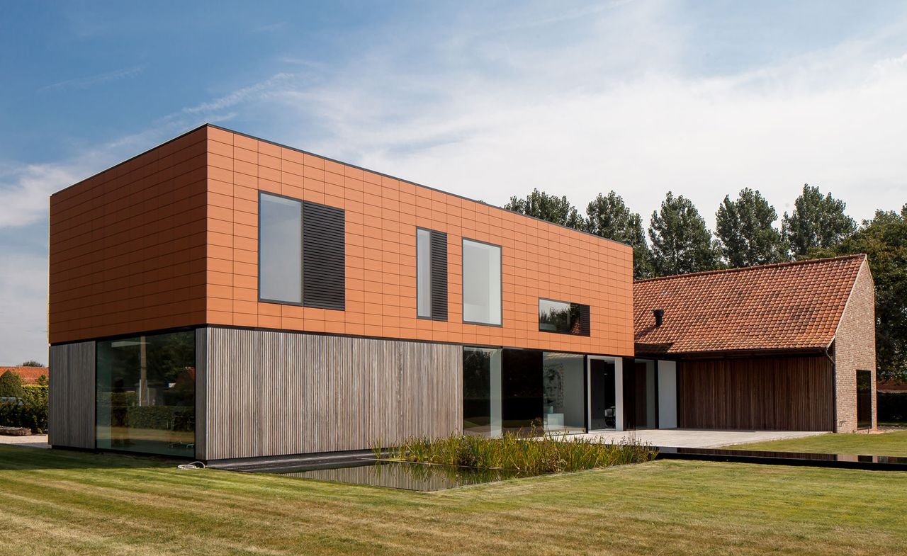 Rectangular building with garden &amp; water feature