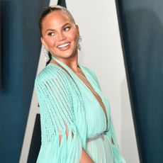 beverly hills, california february 09 christine teigen attends the 2020 vanity fair oscar party hosted by radhika jones at wallis annenberg center for the performing arts on february 09, 2020 in beverly hills, california photo by daniele venturelliwireimage,