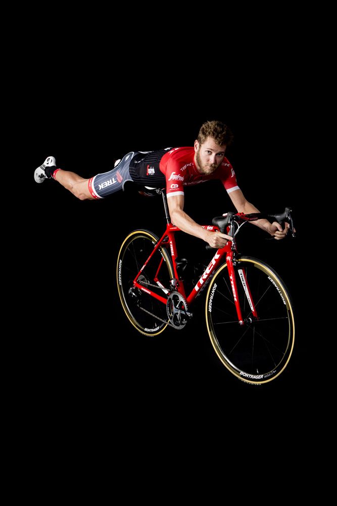 A flying Pete Stetina