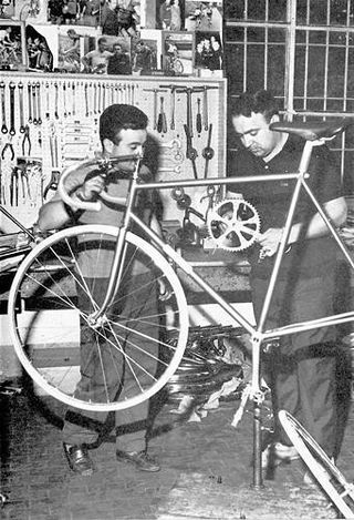 1960: Ernesto Colnago and younger brother Paolo