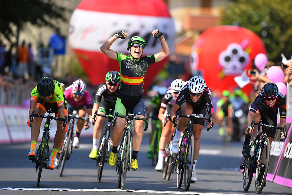 Sheyla Gutierrez wins stage 7 at the Giro Rosa
