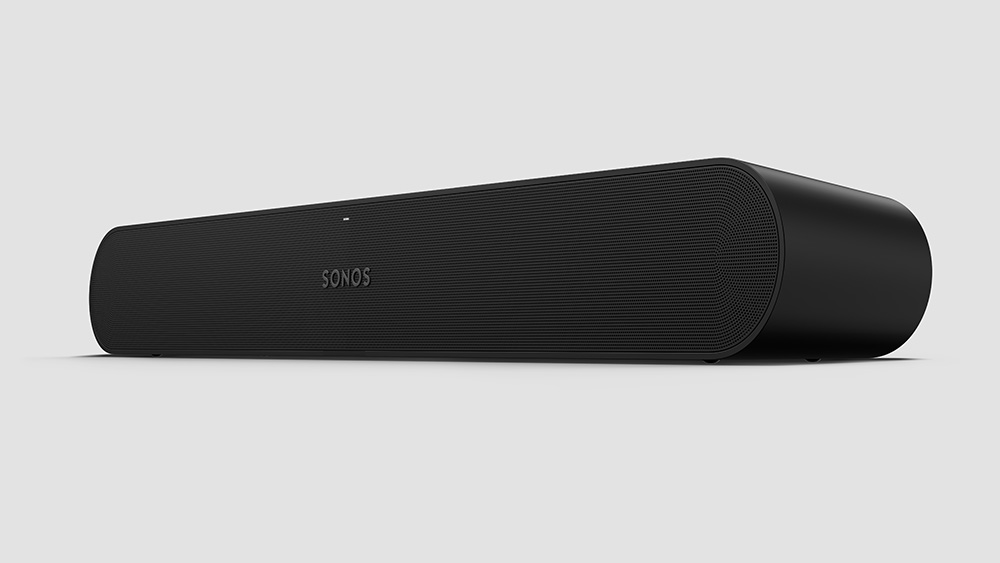 En bild tagen från sidan av Sonos Ray ljudlimpa i svart