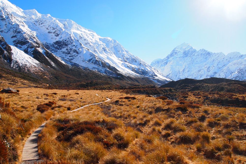 With a top elevation of 12,316 feet (3,745 meters), Mount Aoraki (also known as Mount Cook) is the highest peak in New Zealand and the crown jewel of the Southern Alps.